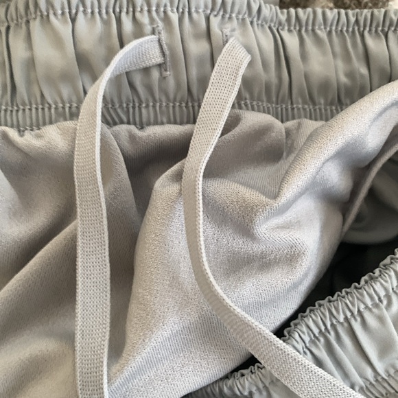 Nike Dri-Fit Grey running shorts - Picture 5 of 7